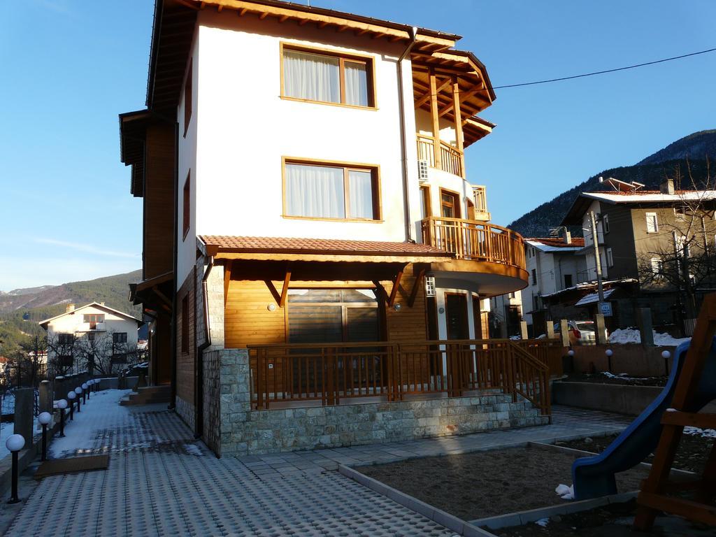 Yuliya Guest House Sapareva Banya Esterno foto